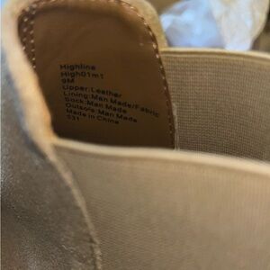 Size 9 Highline Sand Suede Men’s Shoes